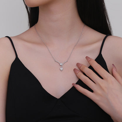 Elegant V-Shaped Zircon Water Drop Necklace