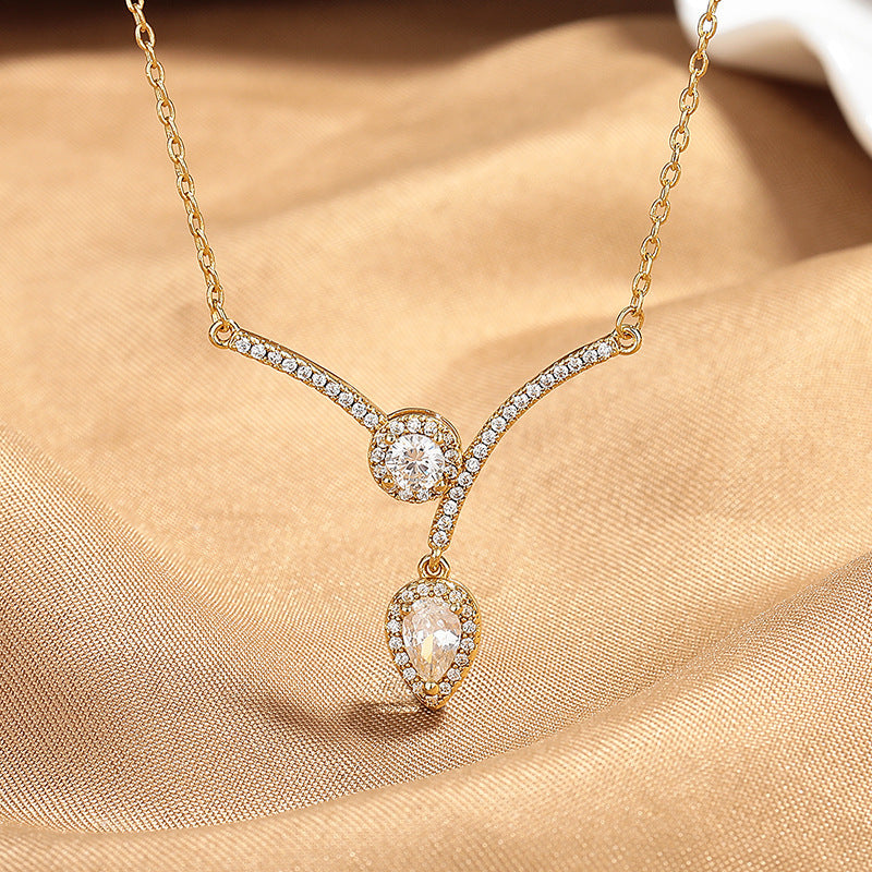 Elegant V-Shaped Zircon Water Drop Necklace